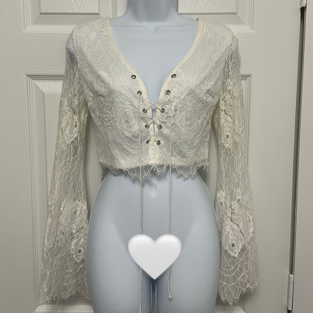 NWT LF Stores OneWay Woven Lace Long Bell Sleeve Top Size UK 8/US 4 (small)